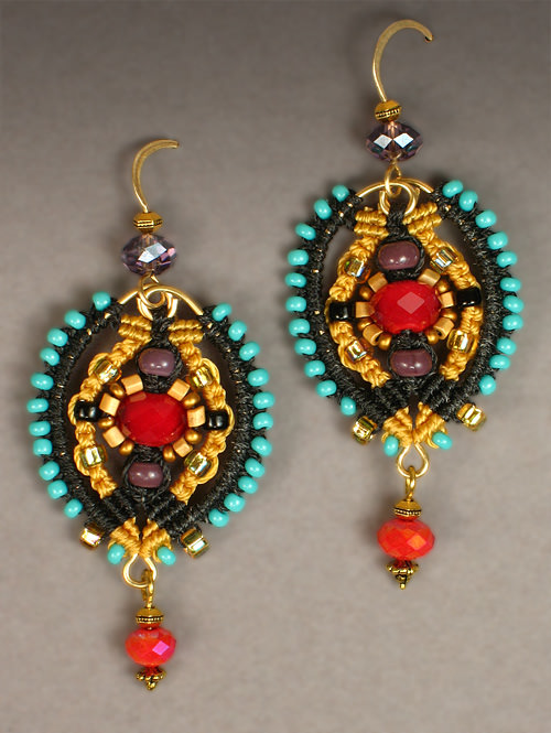 Palazzo earrings in marigold and black